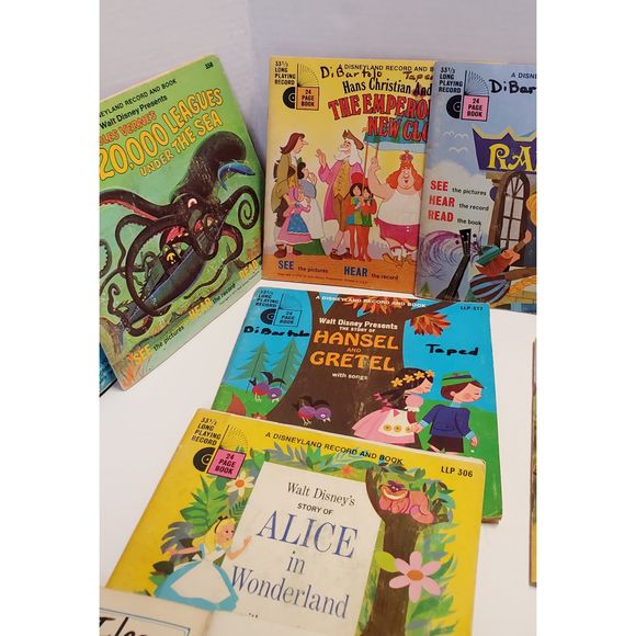 Vintage Children's Books with Disneyland 45 RPM Records 17 in total - Picture 3 of 8